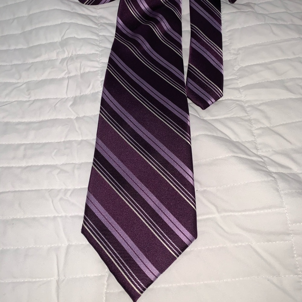 Purple varsity stripe tie